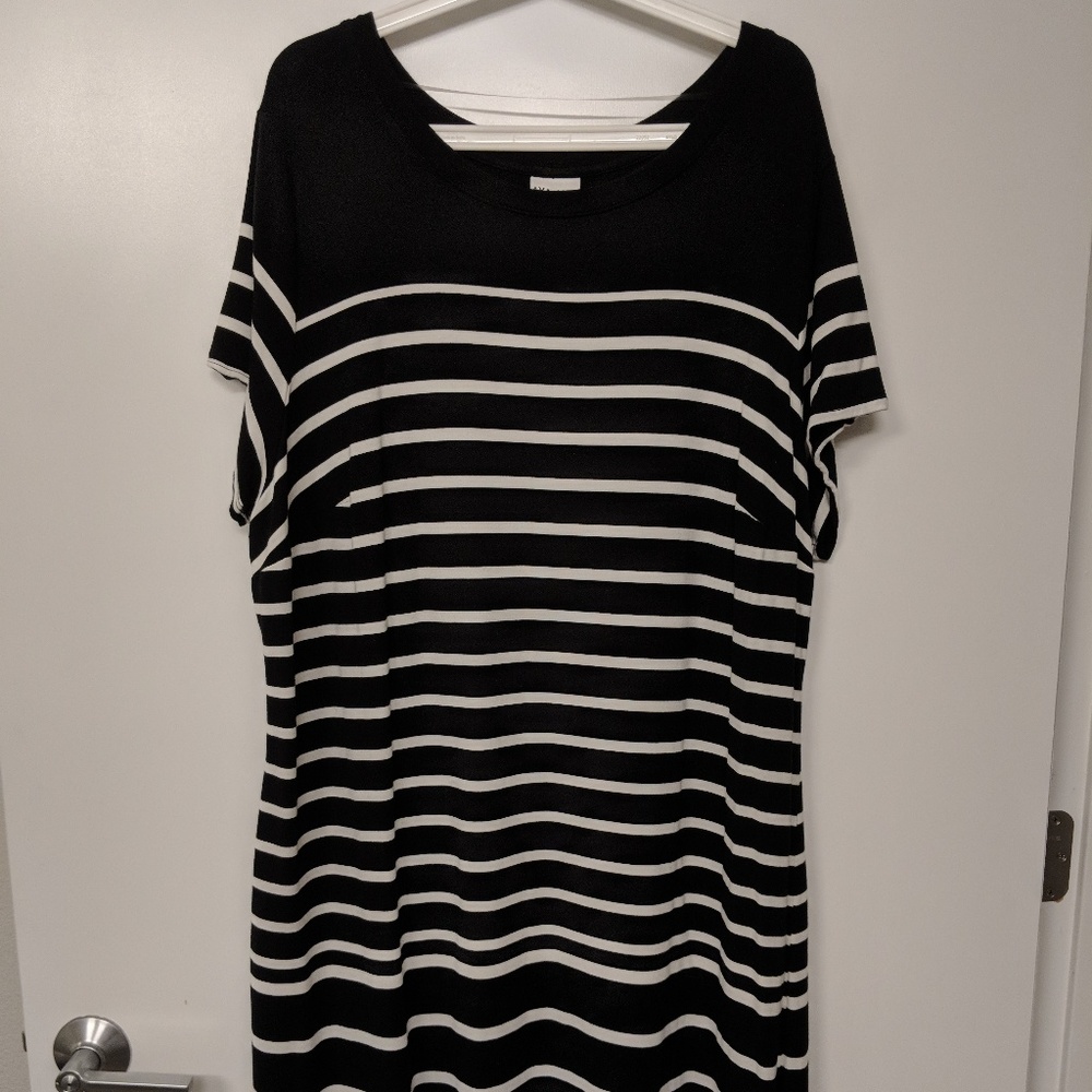 Striped short sleeve dress